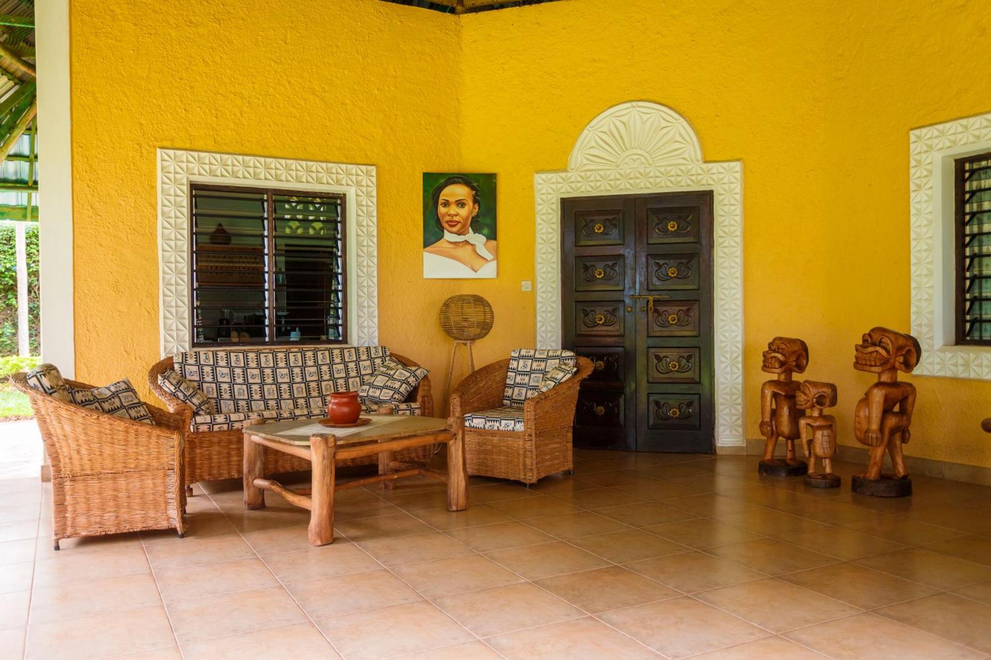 Diani Beach-Villa Kirsch Galu Exterior foto